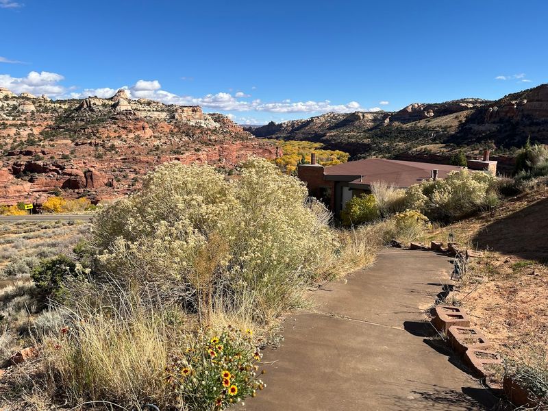 Kiva Kottage: Staying the Night Above the Canyon