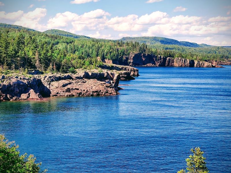 Lake Superior Shoreline Access and Beach Exploration Lake Superior Shoreline Access and Beach Exploration