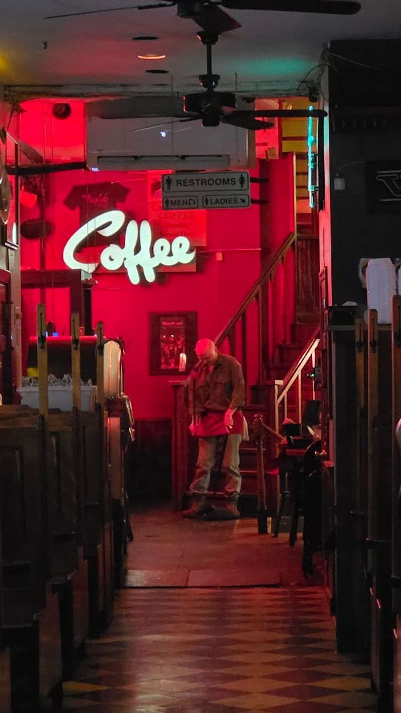 Late Nights and Long Hours Make It a Go-To Spot