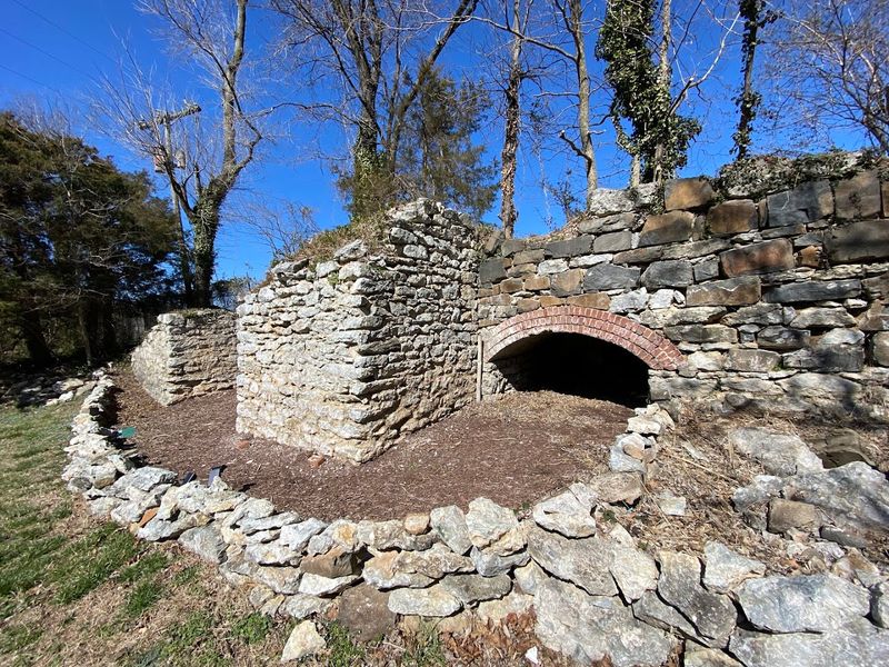 Leesburg Lime Company Kiln, Leesburg