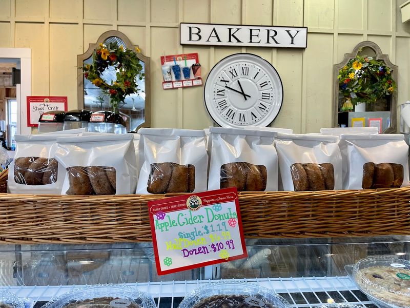 Local Goods, Gifts, and Pantry Staples That Support the Community