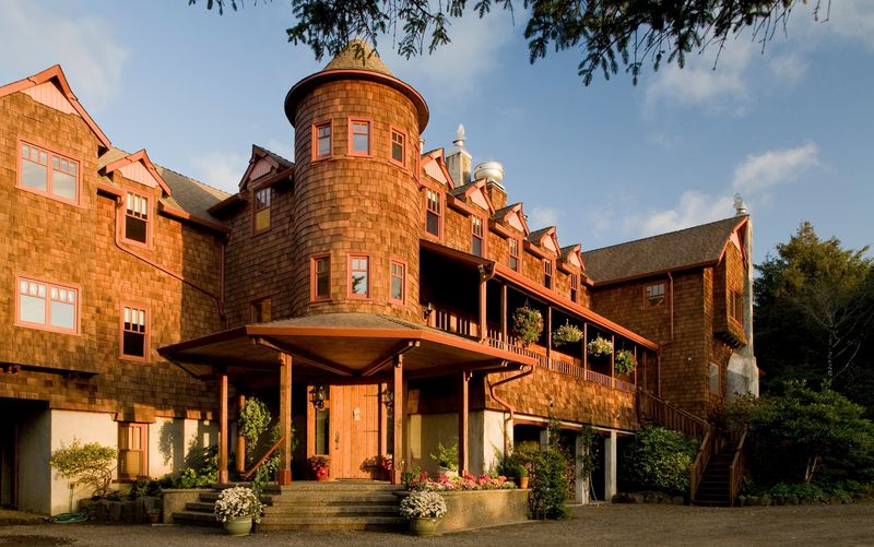 Location Near Cannon Beach and Manzanita