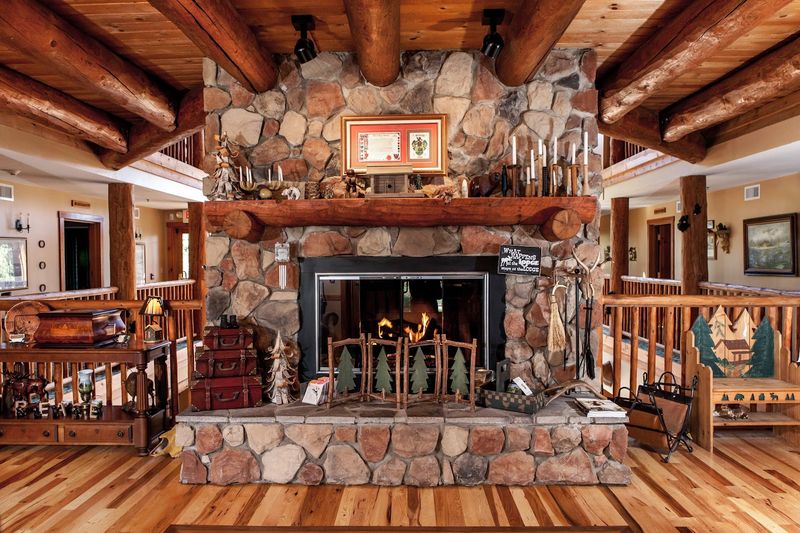 Lodge at Grant's Trail, St. Louis, Missouri