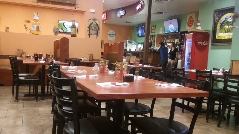 Los Mariachis, Broken Arrow
