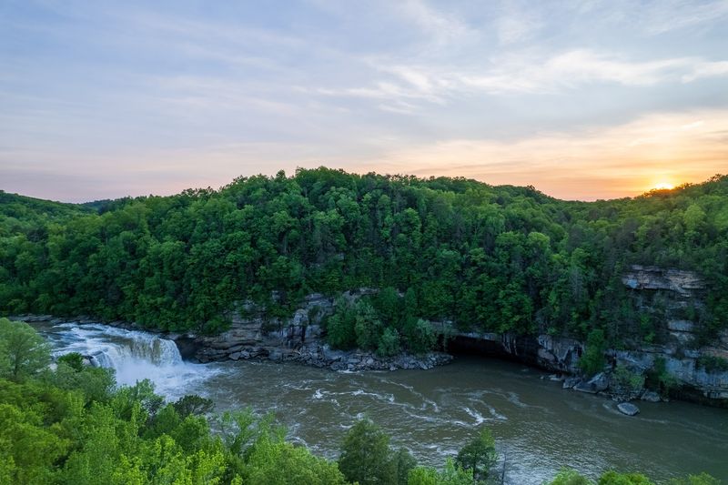 Lovers Leap: The Cliff Where She Fell
