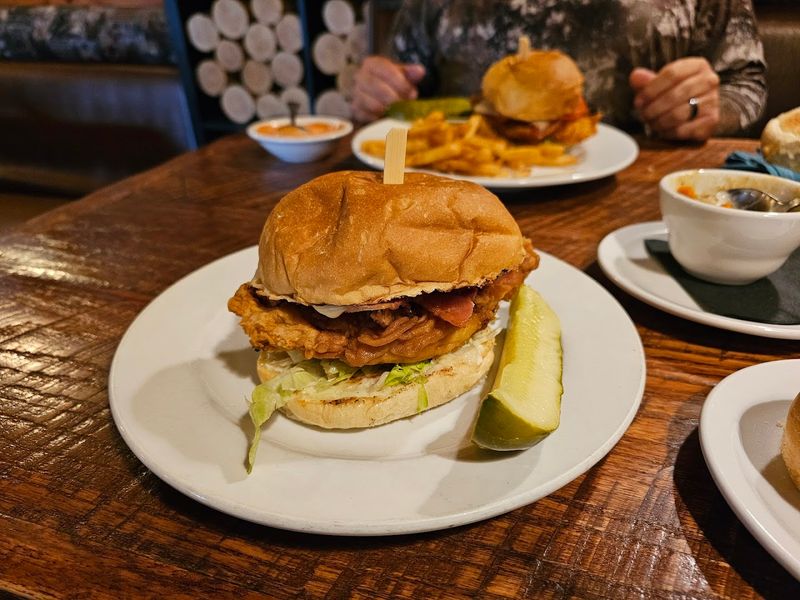 Lunch Is Just as Worth Your Time Lunch Is Just as Worth Your Time