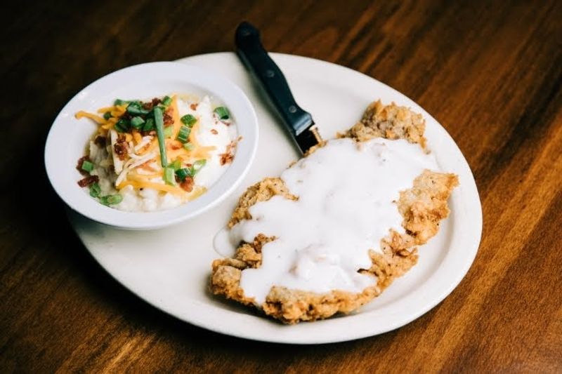 Lunch Specials That Make the Midday Worth Planning Around Lunch Specials That Make the Midday Worth Planning Around