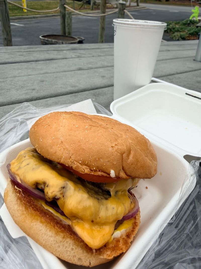 Mammoth Burgers That Absolutely Live Up to the Name Mammoth Burgers That Absolutely Live Up to the Name