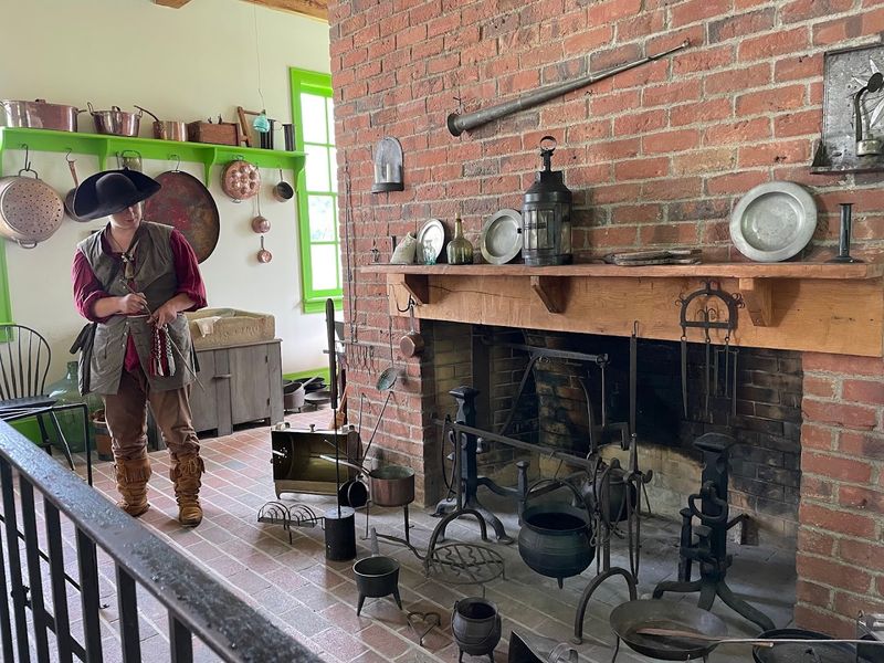 Mansion Tours with Costumed Guides