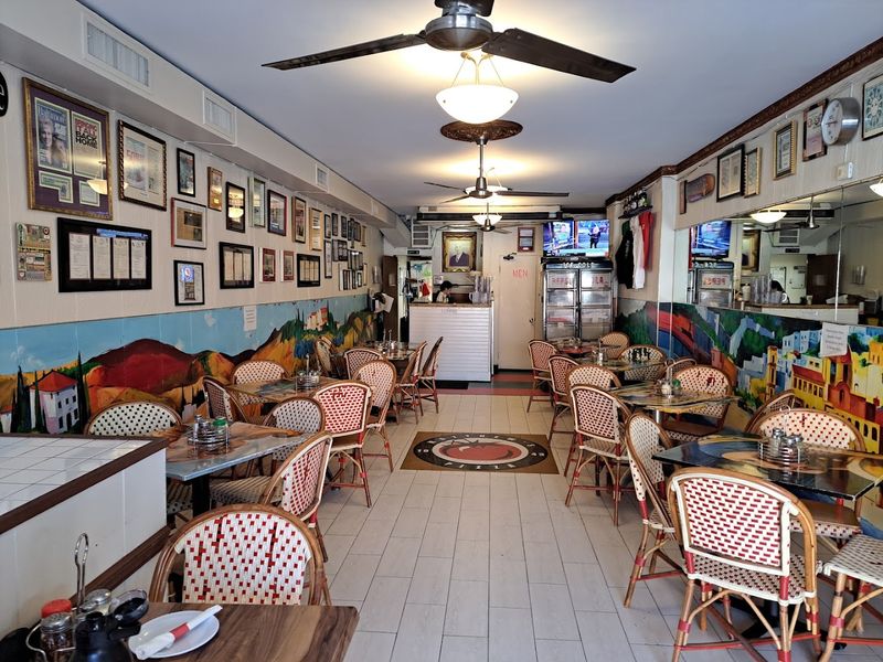 Matthew's Pizzeria