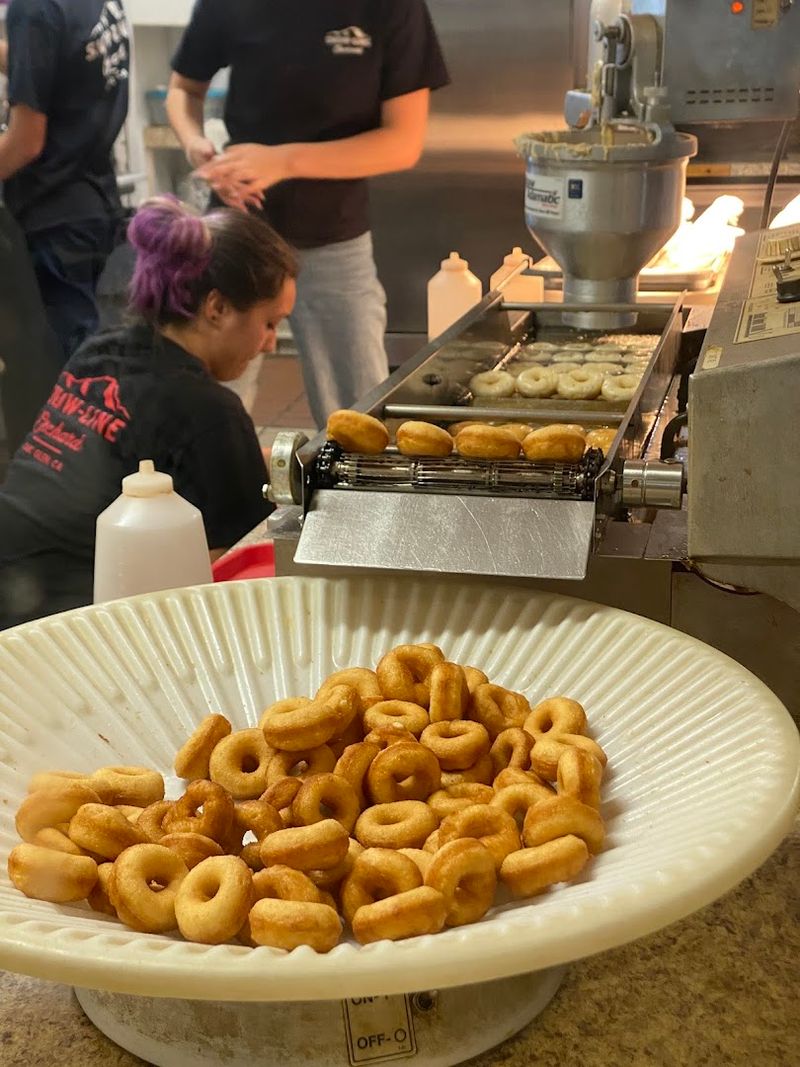 Mini Donuts, Big Crowd Energy