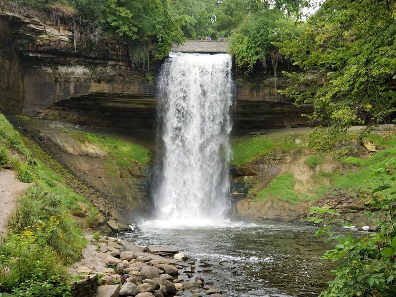 Minnehaha Falls in Minnehaha Regional Park, Minnesota Minnehaha Falls in Minnehaha Regional Park, Minnesota