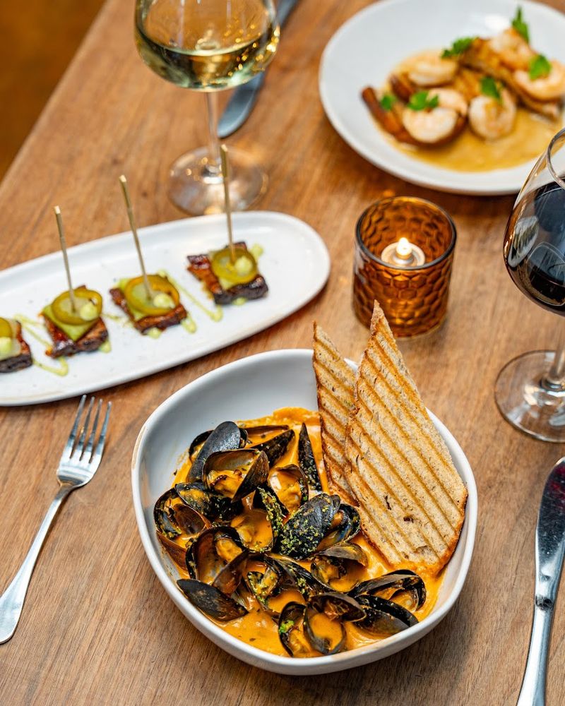 Modern American Cuisine Rooted in Lowcountry Flavors