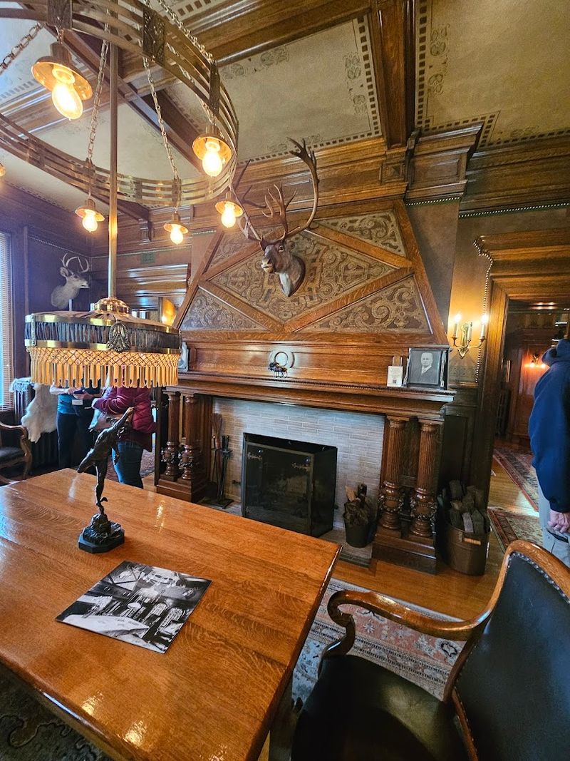 Monthly Tours That Feel Personal and Unhurried Monthly Tours That Feel Personal and Unhurried