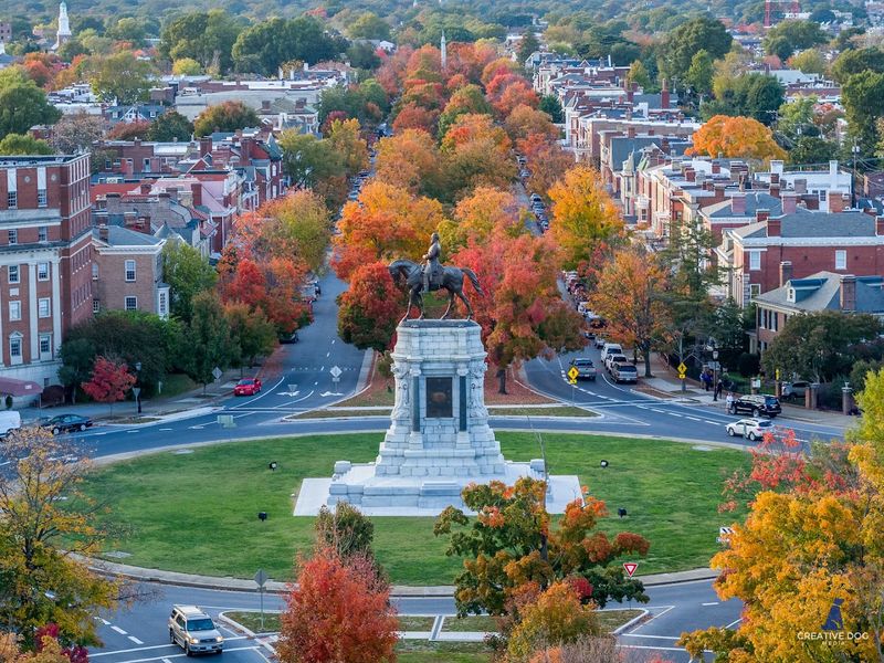 Monument Avenue and Its Grand, Complicated Story