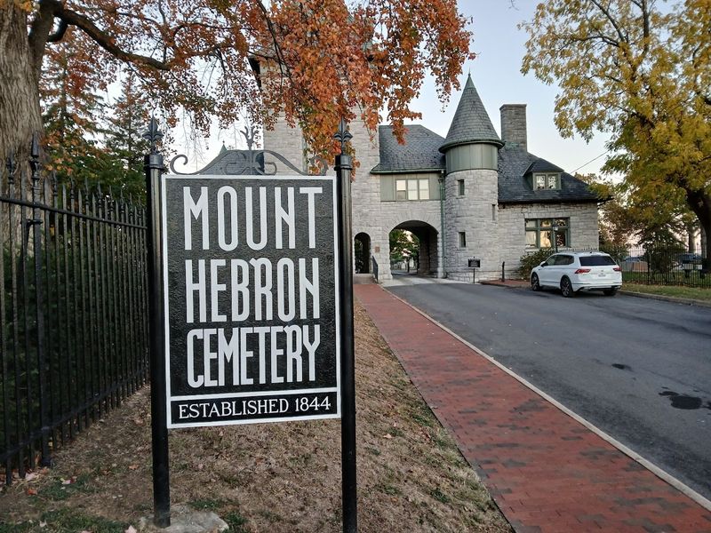 Mount Hebron Cemetery, Winchester