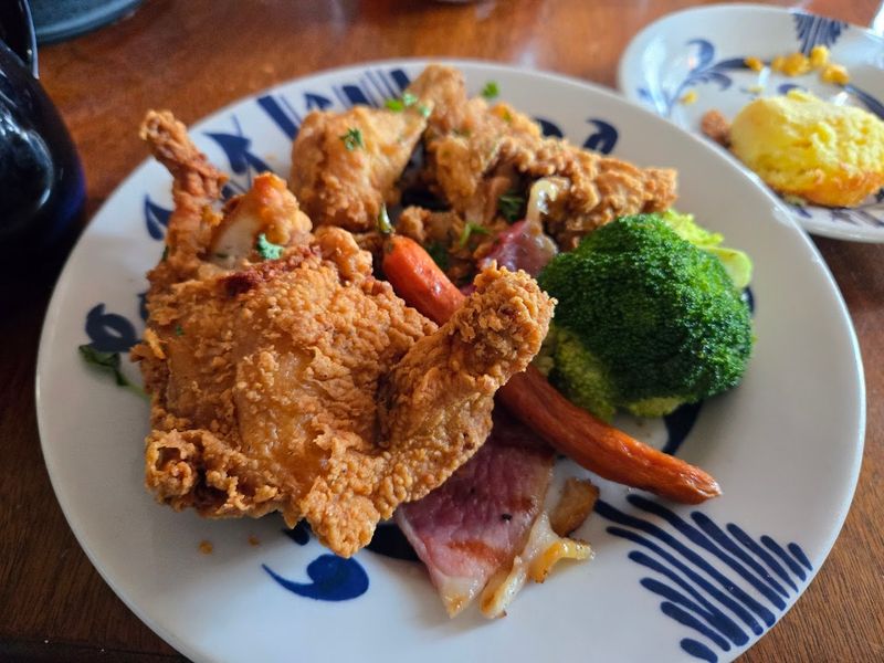 Mrs. Campbell's Fried Chicken Is a Legend in Its Own Right