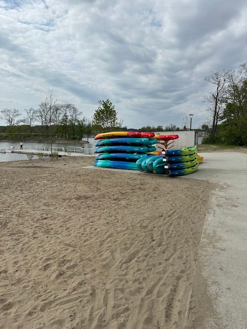 Non-Motorized Boat Launch for Kayaks and Paddleboards Non-Motorized Boat Launch for Kayaks and Paddleboards