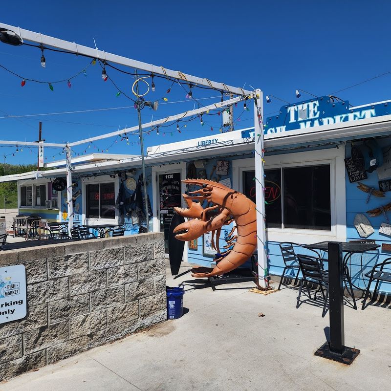 Ocean Pier Vibes in the Missouri Heartland
