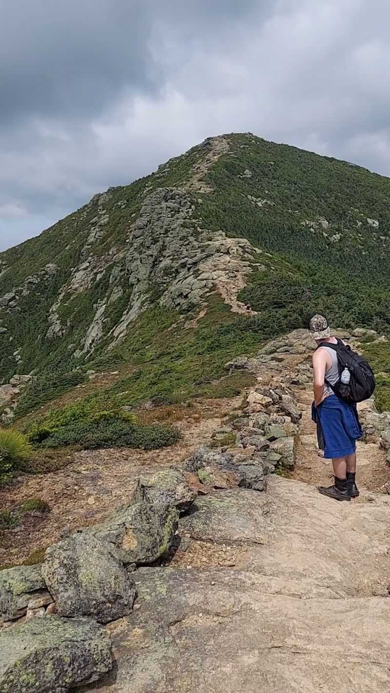 Old Bridle Path Descent and the Agony Ridge Finale