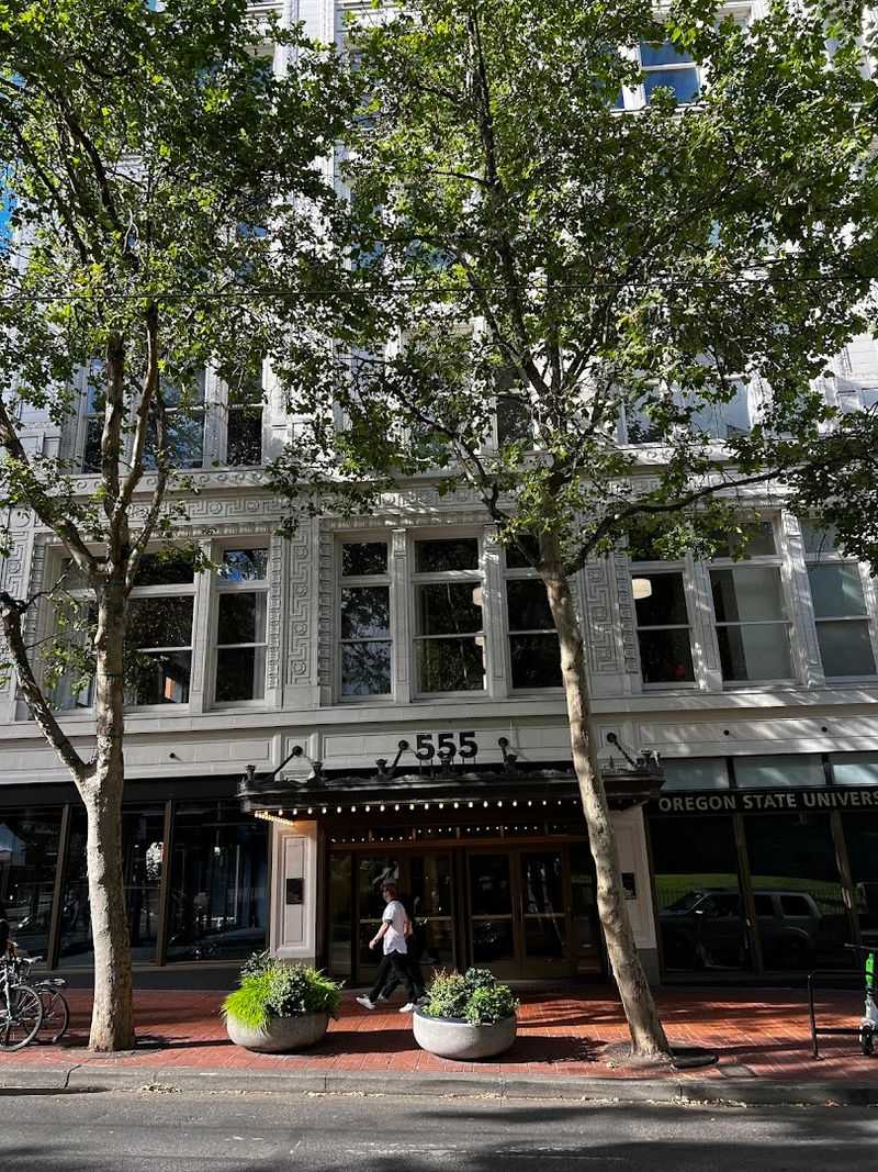 Oregon's First Public Library and What It Meant