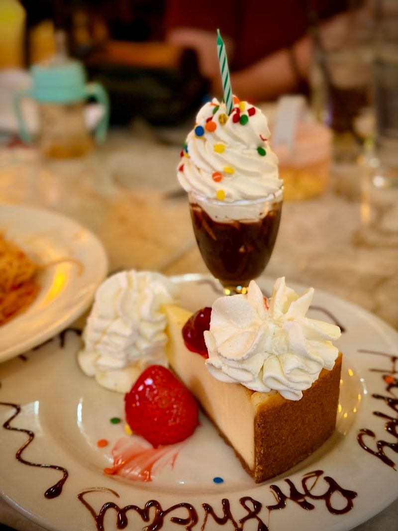 Over 30 Cheesecake Flavors and Counting Over 30 Cheesecake Flavors and Counting