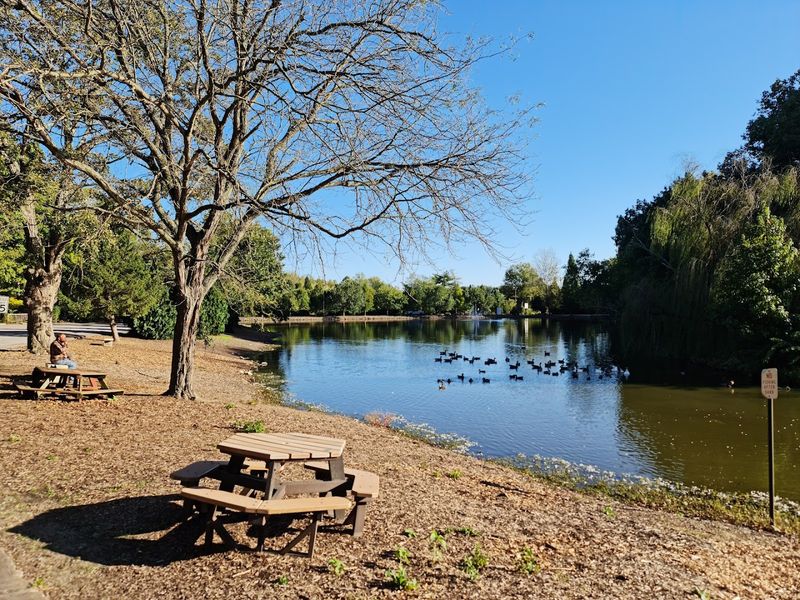 Burdette Park Loop, 5301 Nurrenbern Rd, Evansville, IN 47712