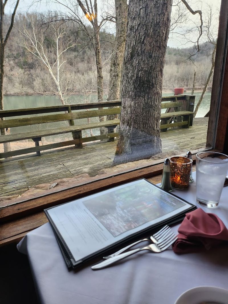 PJ's River Run Restaurant, Arkansas PJ's River Run Restaurant, Arkansas