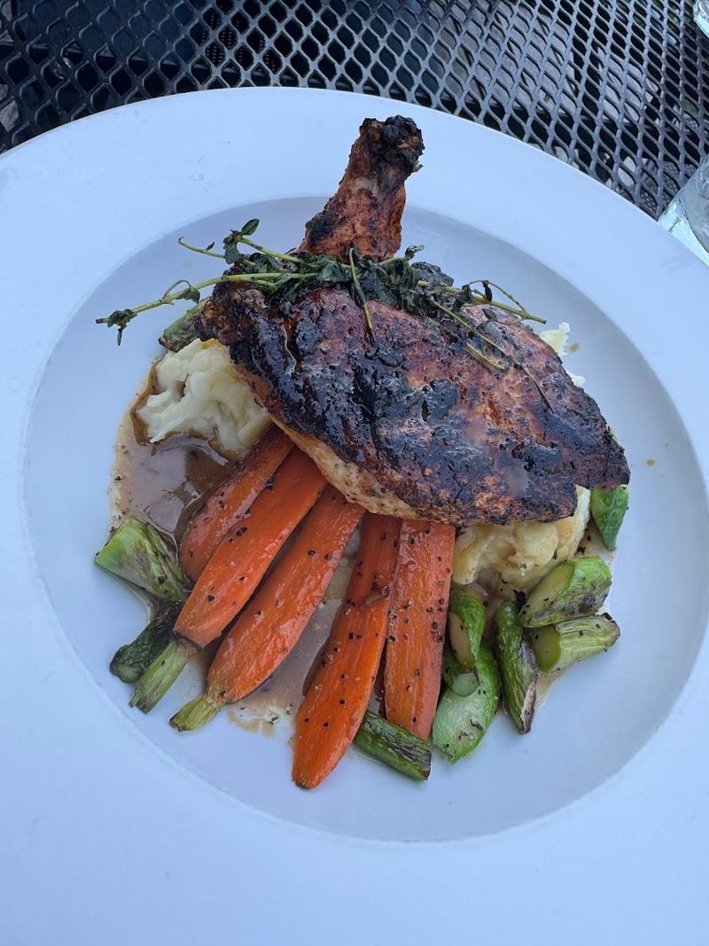 Pacific Northwest Flavors on Every Plate