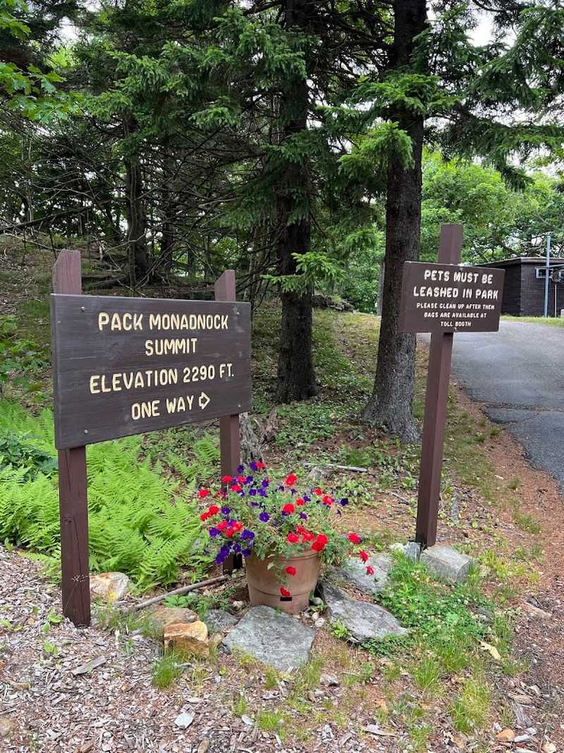 Pack Monadnock Mountain