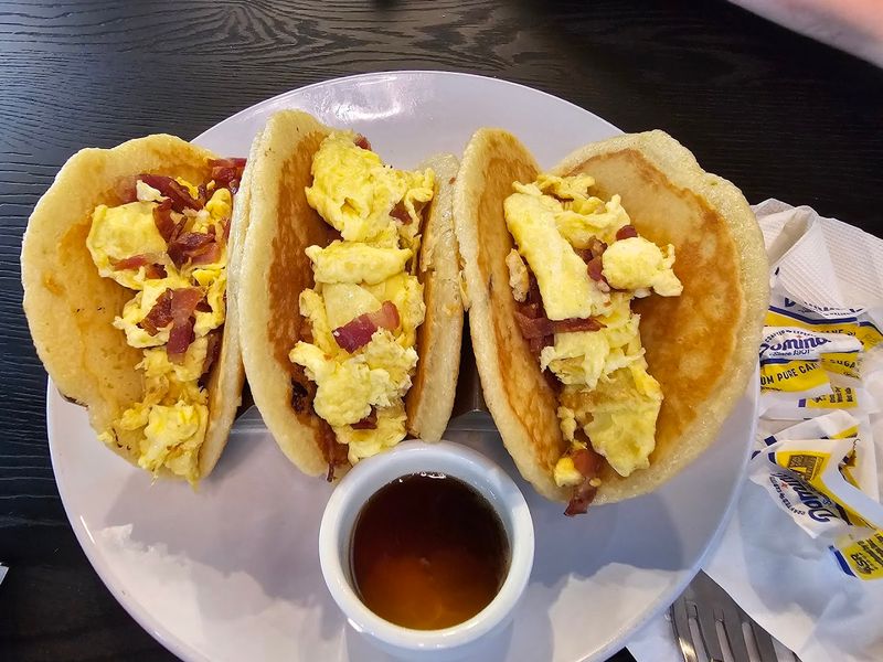 Pancake Tacos and Smoked Salmon Benedict Are Menu Standouts Pancake Tacos and Smoked Salmon Benedict Are Menu Standouts