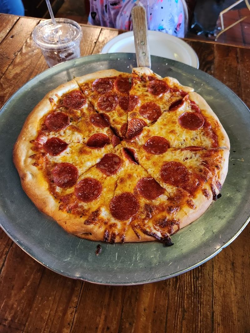 Pepperoni Pizza That Earns Its Reputation