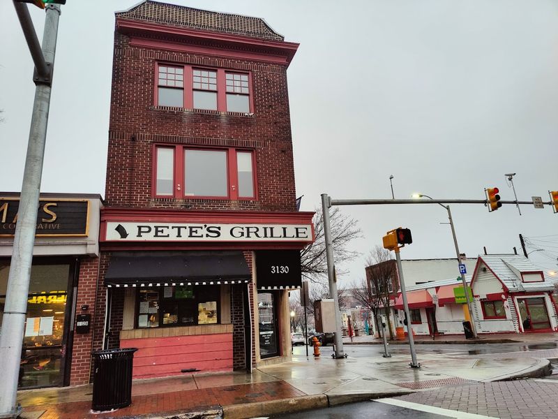 Pete's Grille
