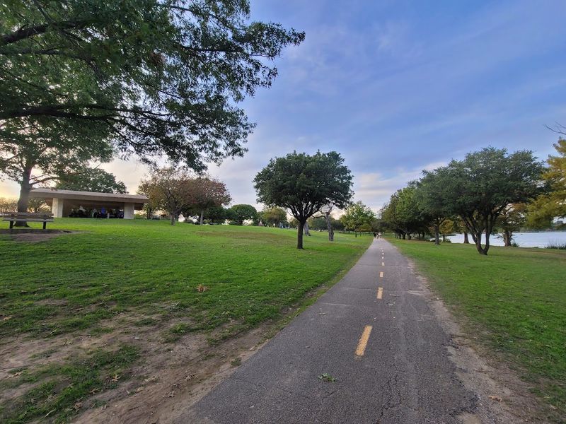 Picnic Spots That Actually Deliver