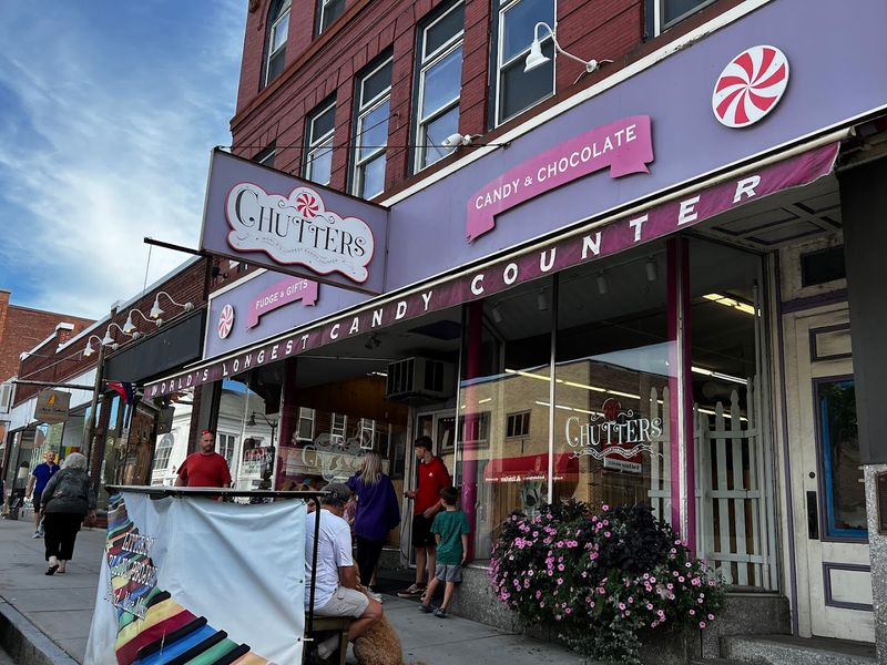 Plan Your Visit to 43 Main Street and Make It a Full Day Plan Your Visit to 43 Main Street and Make It a Full Day