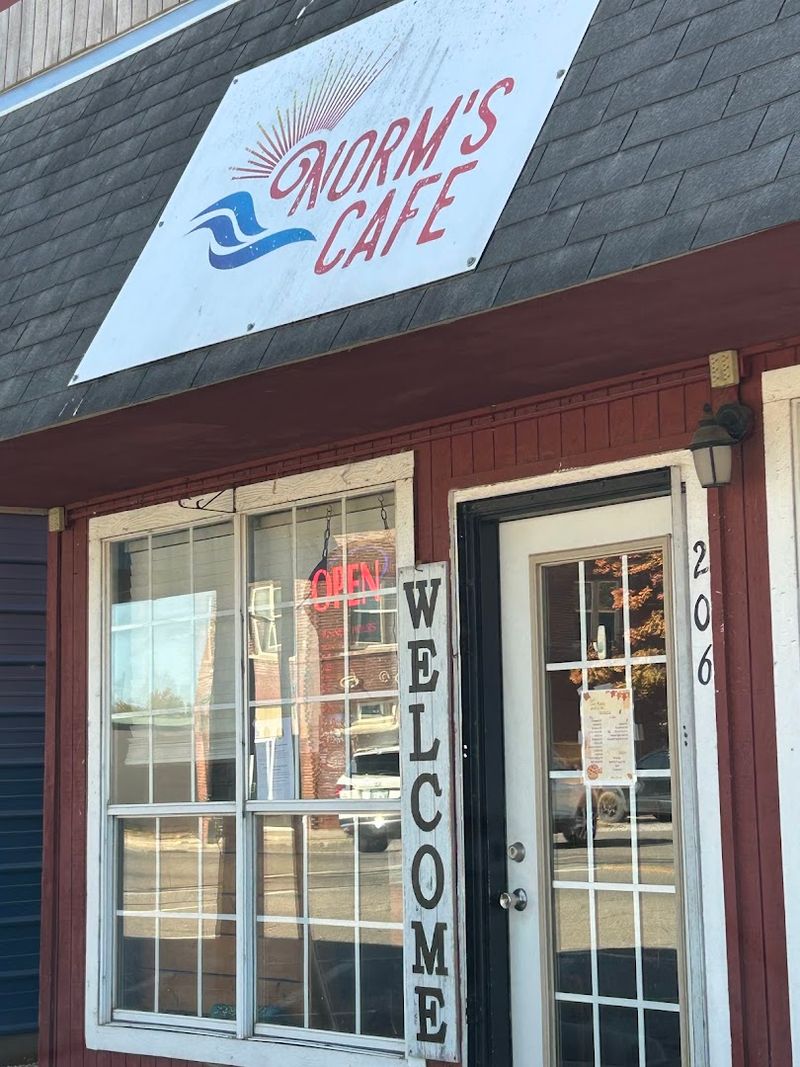 Plan Your Visit to Norm's Cafe