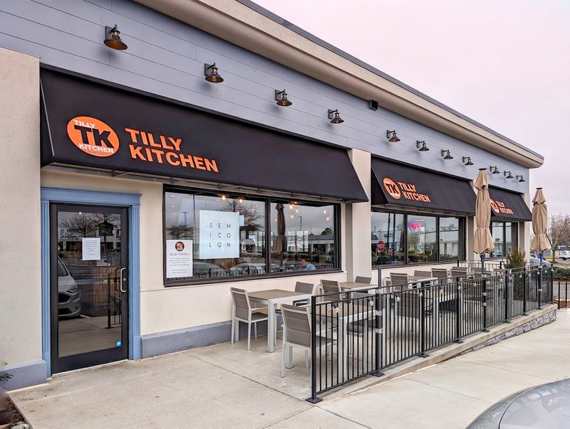 Plan Your Visit to Tilly Kitchen Food Hall in Chantilly