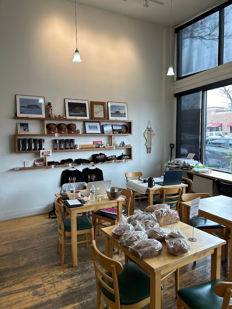Planning Your Visit to Aki's BreadHaus and WunderBar