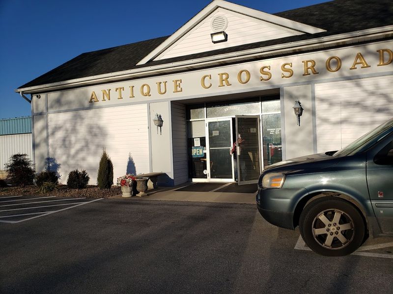 Planning Your Visit to Antique Crossroads