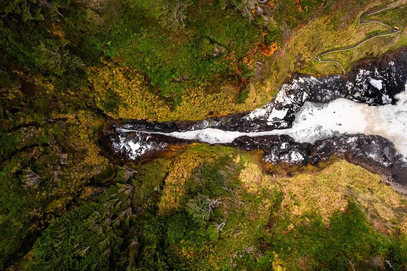 Planning Your Visit to Devil's Churn Practically and Safely