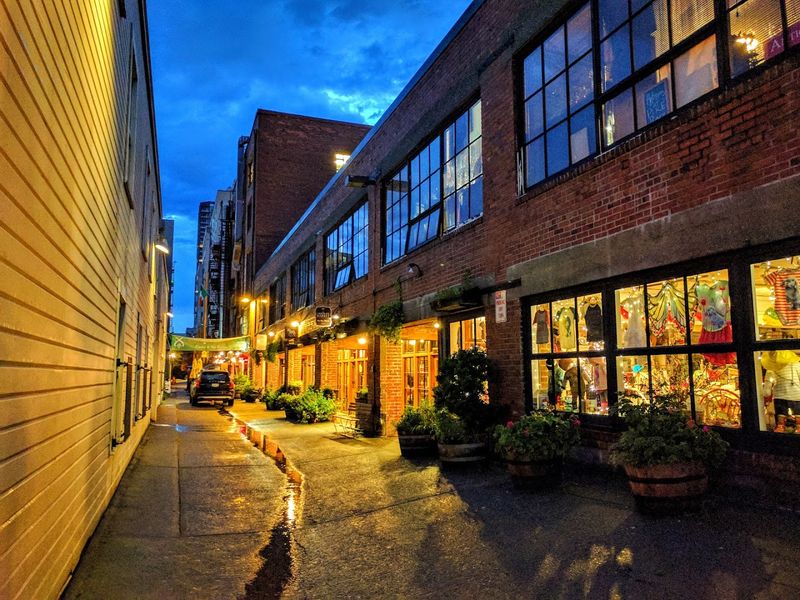 Post Alley and the Neighborhood That Surrounds Kells
