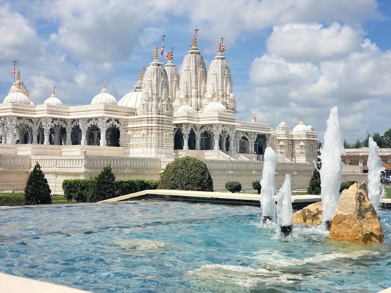 Practical Tips for Planning Your Visit Right