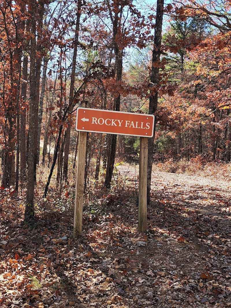 Practical Tips for Your Visit to Rocky Falls