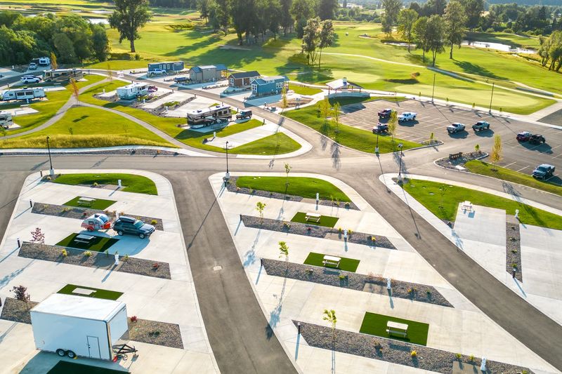 RV Sites That Actually Give You Room to Breathe RV Sites That Actually Give You Room to Breathe