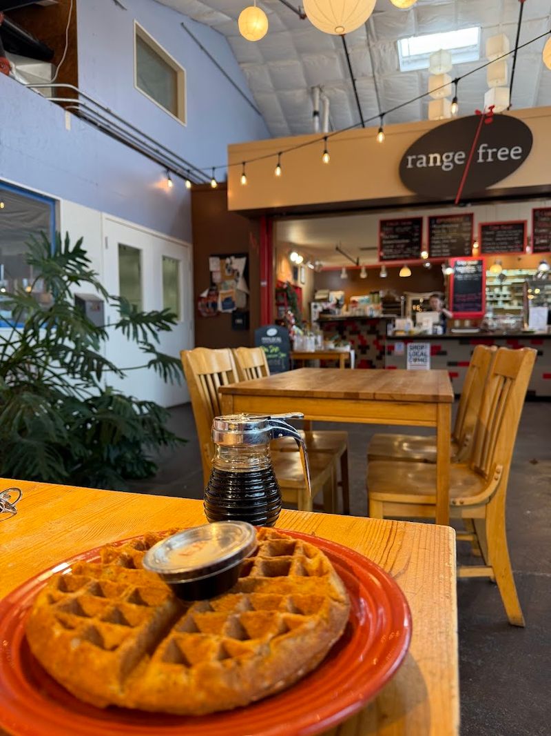 Range Free in Columbia Is the Allergy-Safe Cafe That Does Everything Right