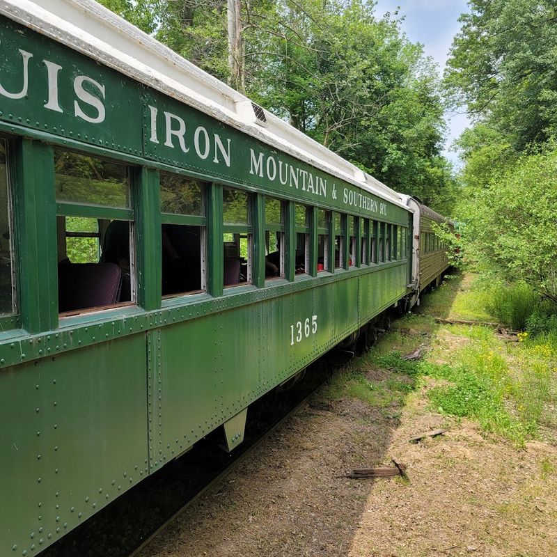 Riding the Vintage Train Cars Riding the Vintage Train Cars