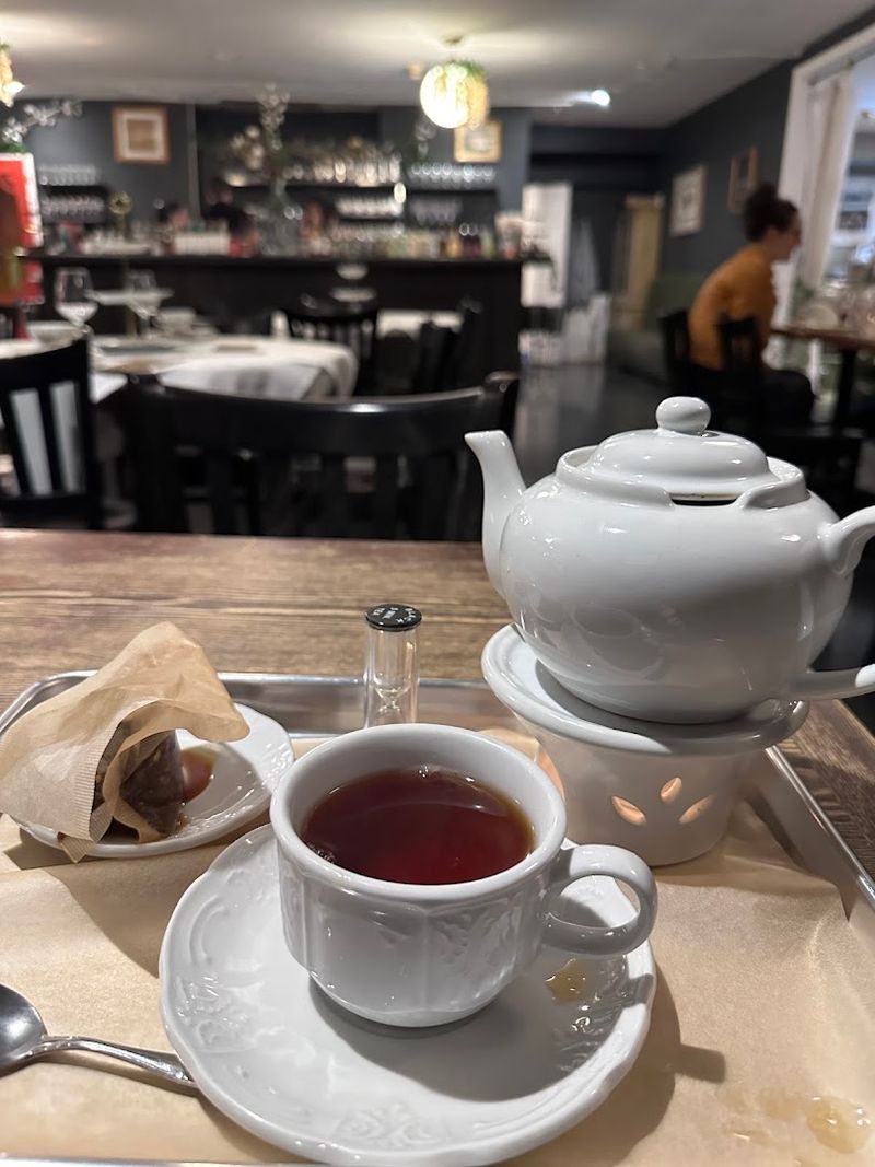 Royal Rose Garden Tea (The One Everyone Talks About) Royal Rose Garden Tea (The One Everyone Talks About)