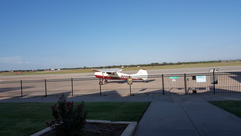 Runway Cafe in Bethany Serves Breakfast With a Front-Row Seat to the Sky