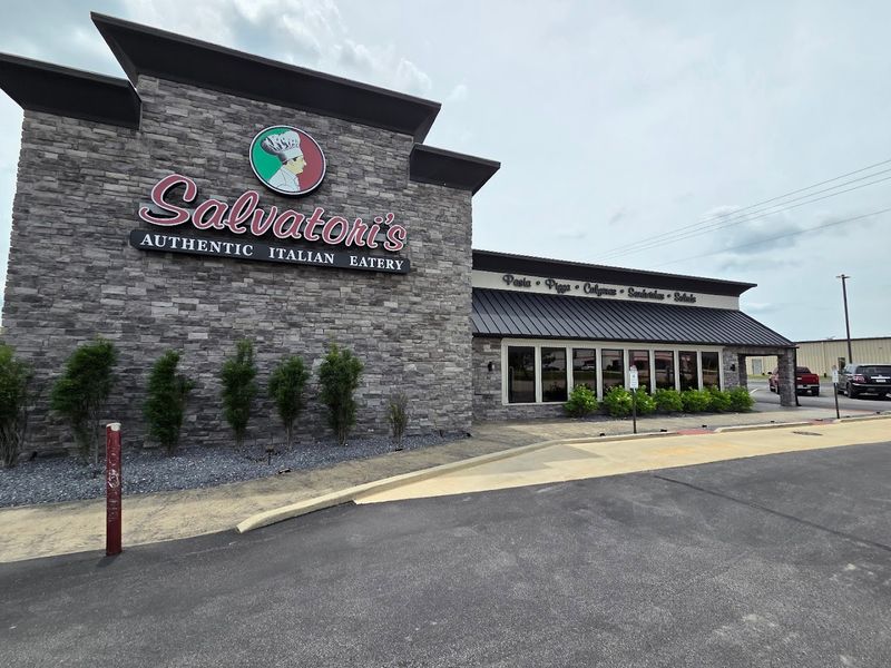 Salvatori's (Fort Wayne)