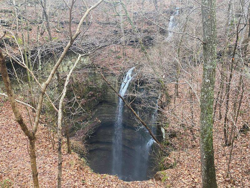 Seasonal Waterfalls and Winter Ice Columns That Change Everything